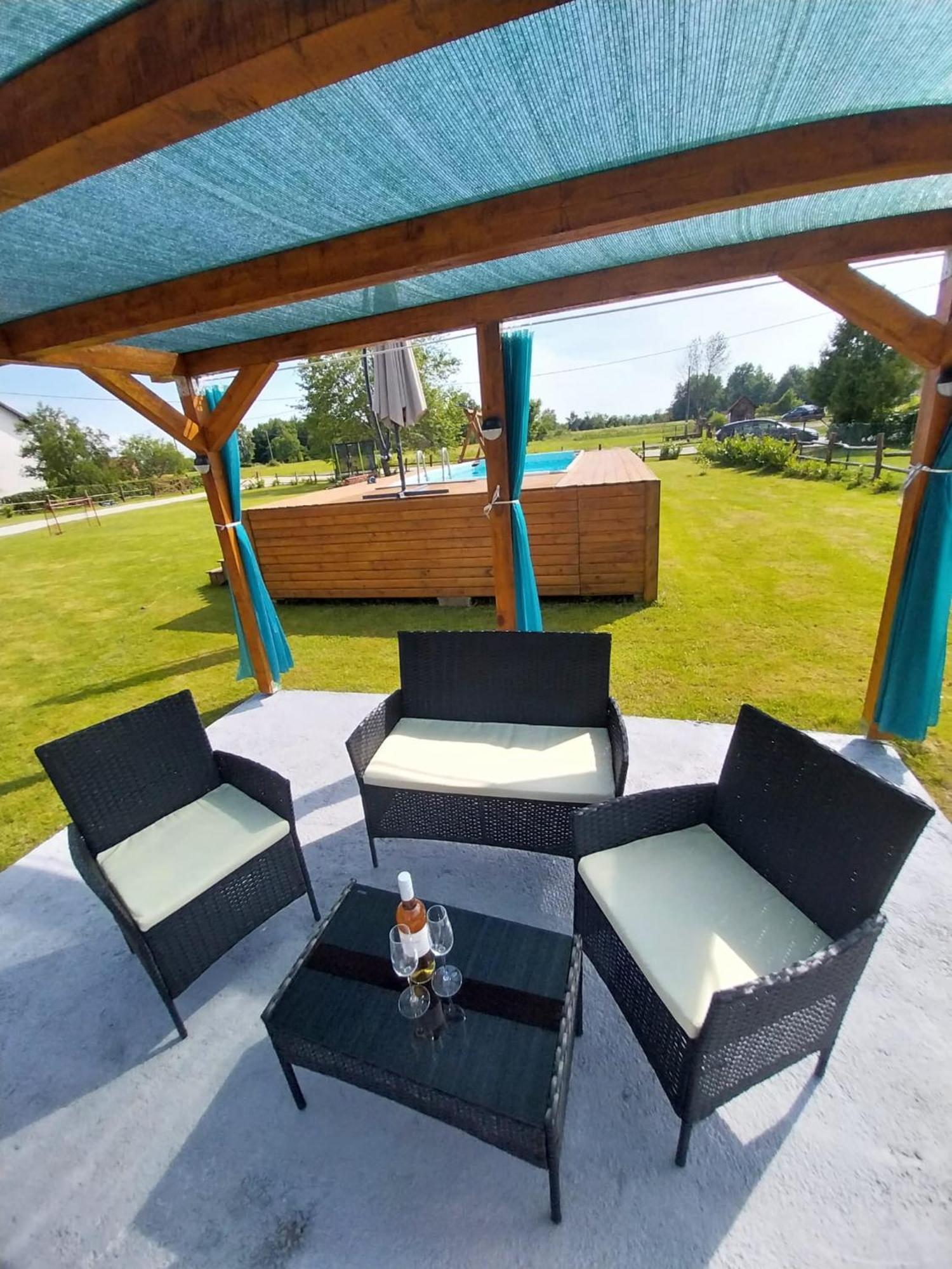 Villa Kuca Za Odmor Jopi I Mare Topusko Exterior foto