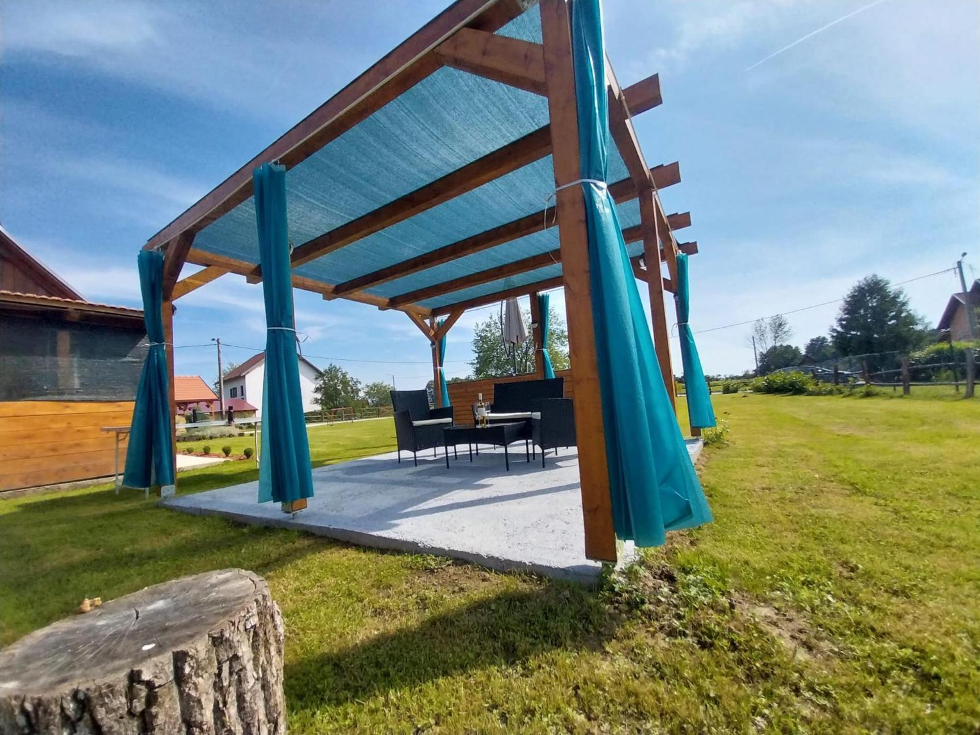 Villa Kuca Za Odmor Jopi I Mare Topusko Exterior foto